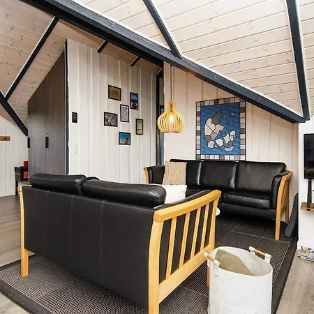 6 Person Holiday In Aabenraa