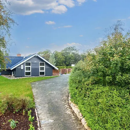 4 Star Holiday In Ferienhaus Aabenraa