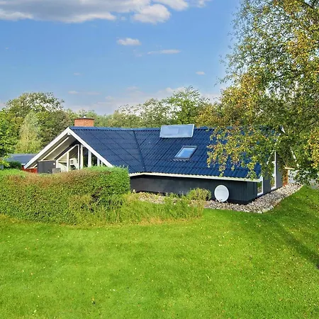 6 Person Holiday In Holiday home